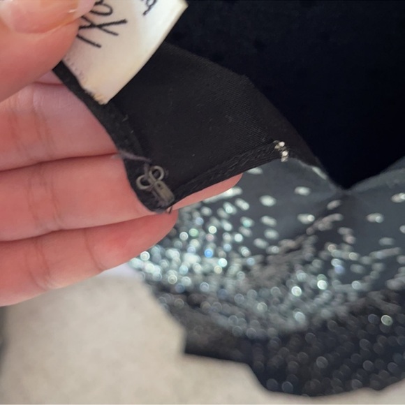 VINTAGE SEQUIN DRESS - Picture 4 of 6